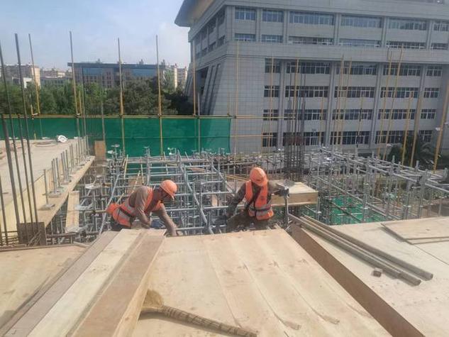 医院建筑工程劳务分包价格详解
